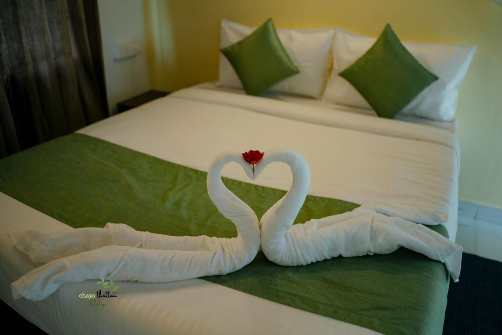 Chayathottam Holidays Apartment Munnar Bagian luar foto